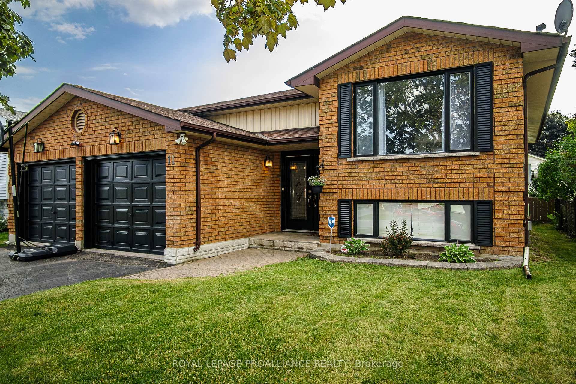 Nestled on a quiet crescent with no through traffic, this spacious raised bungalow offers an ideal blend of modern updates amp ; family friendly design in a sought after neighbourhood, ...