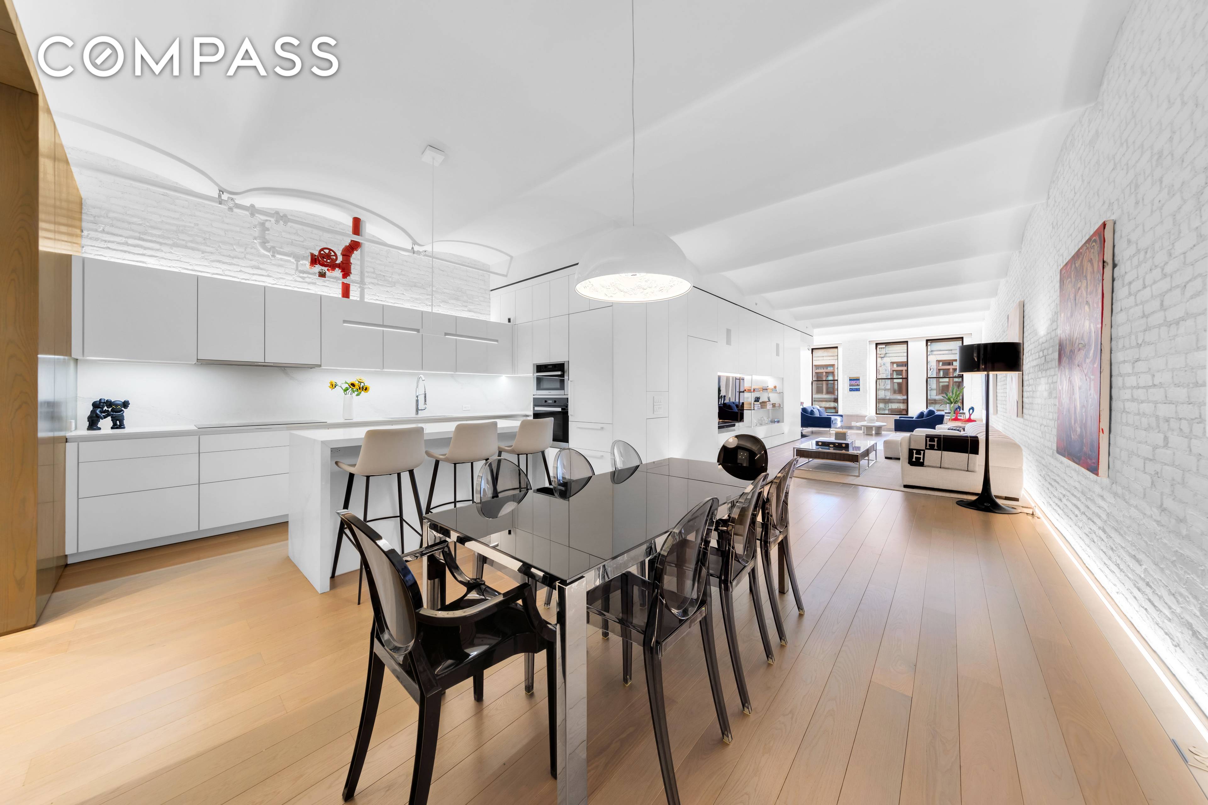 Discover an exceptional opportunity to own a piece of SoHo s architectural legacy at the iconic 543 Broadway, where historic elegance meets modern luxury in this extraordinary full floor loft.