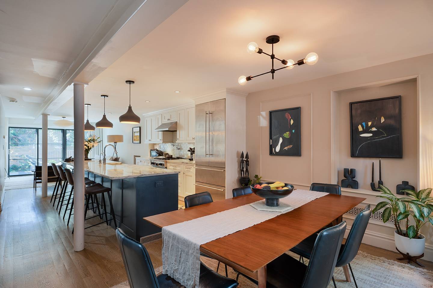 Furnished SHORT TERM RENTAL in a Stunning Boerum Hill Townhouse December 15, 2025 February 28, 2026 This gorgeous home is available fully furnished complete with feline companion.