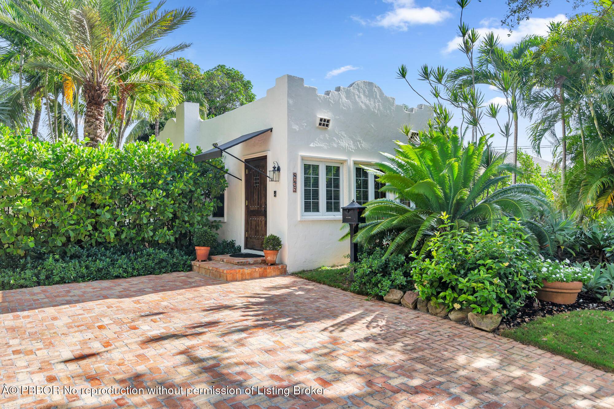 Beautifully renovated and well maintained 1925 Spanish Mission, 2 bedroom 2 bathroom with a 1 bedroom 1 bathroom cottage with large loggia, swimming pool, hot tub, sauna and cold plunge ...