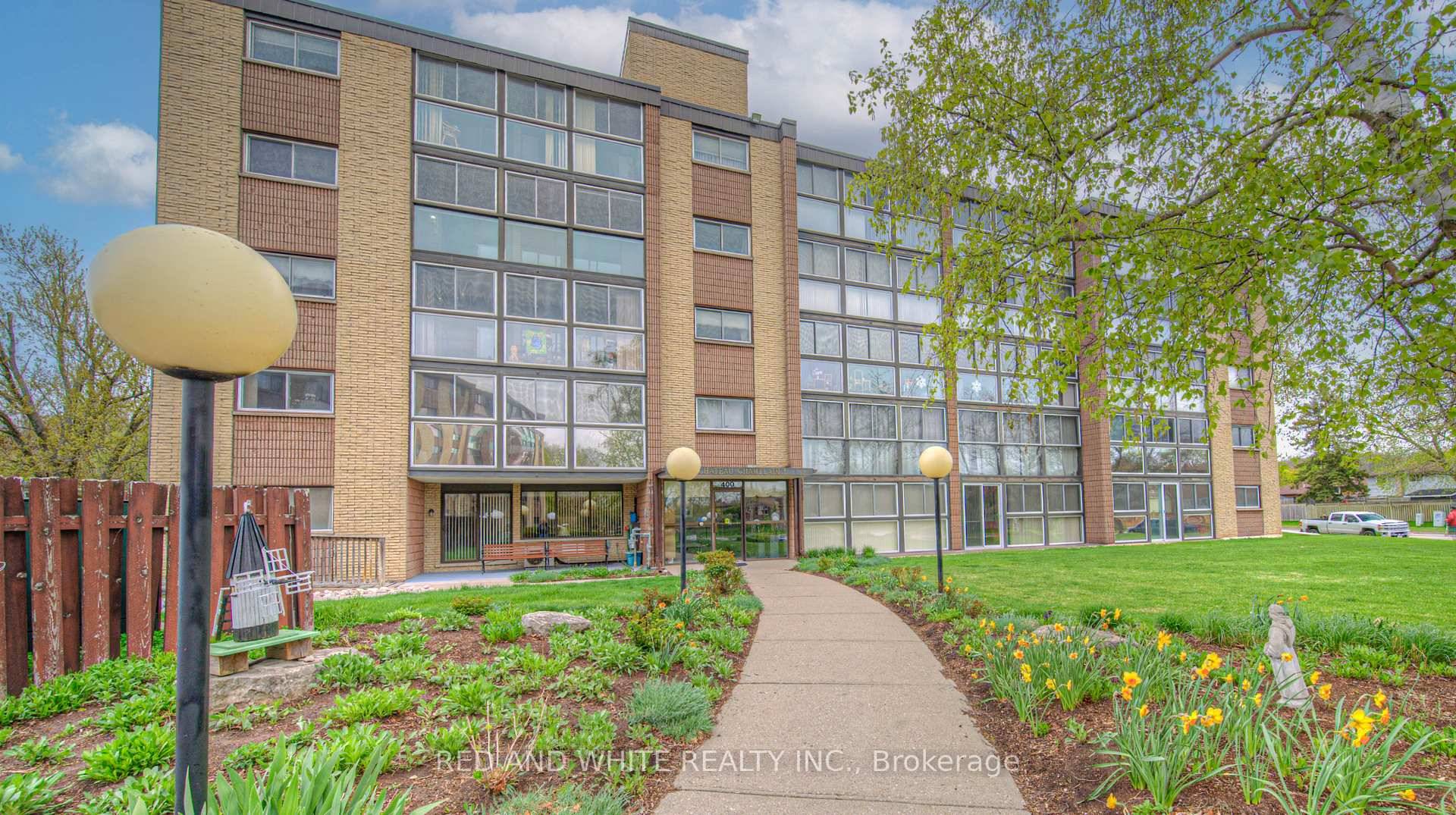 Welcome to Unit 406 at 400 Champlain Boulevard !