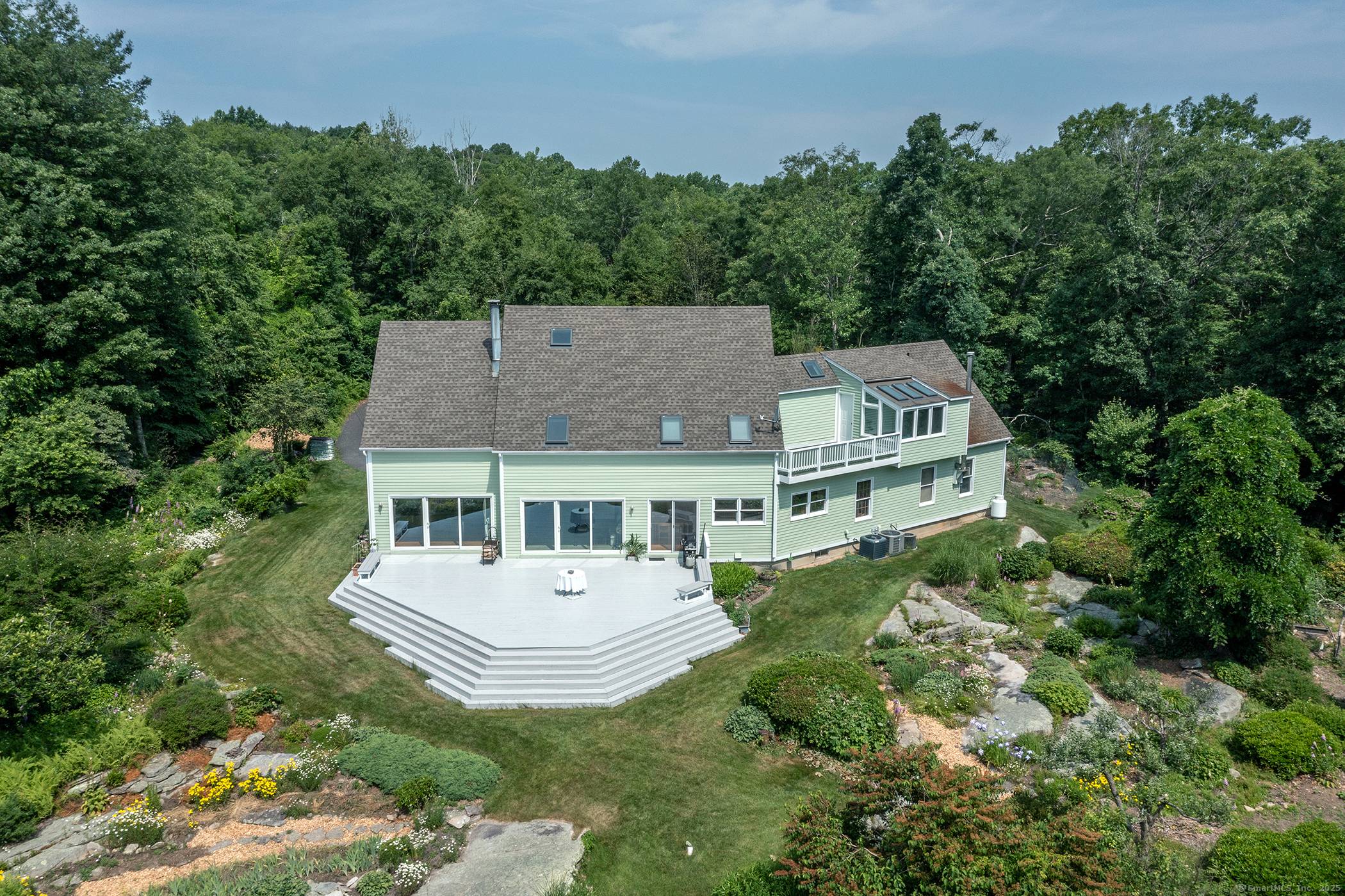 LIFE CHANGES MEAN THE OWNER MUST SELL THIS COULD BE THE CHANCE YOU'VE BEEN WAITING FOR !