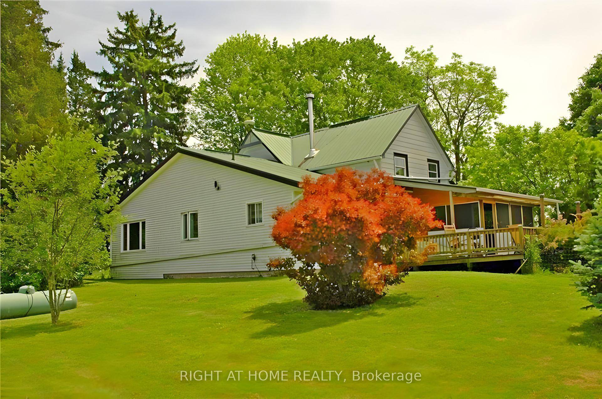 Charming 25 Acre Farm Retreat in the Niagara Region.