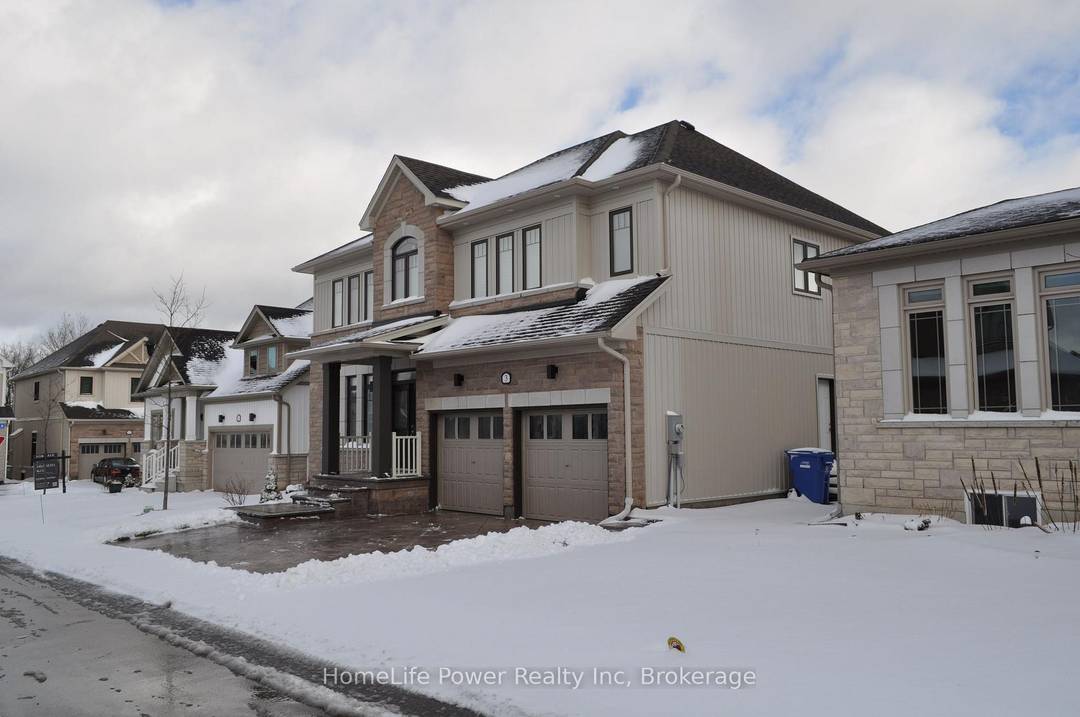 Welcome to 3 Lovering Lane, a modern and spacious family home in Guelph's prestigious Kortright East neighbourhood.