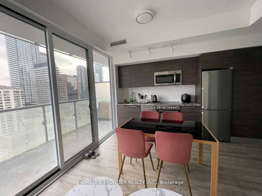 Location ! Location ! To Bloor St.