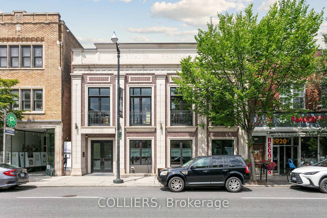 This exceptional offering comprises a recently constructed boutique two storey office building located in Toronto's Junction neighbourhood.