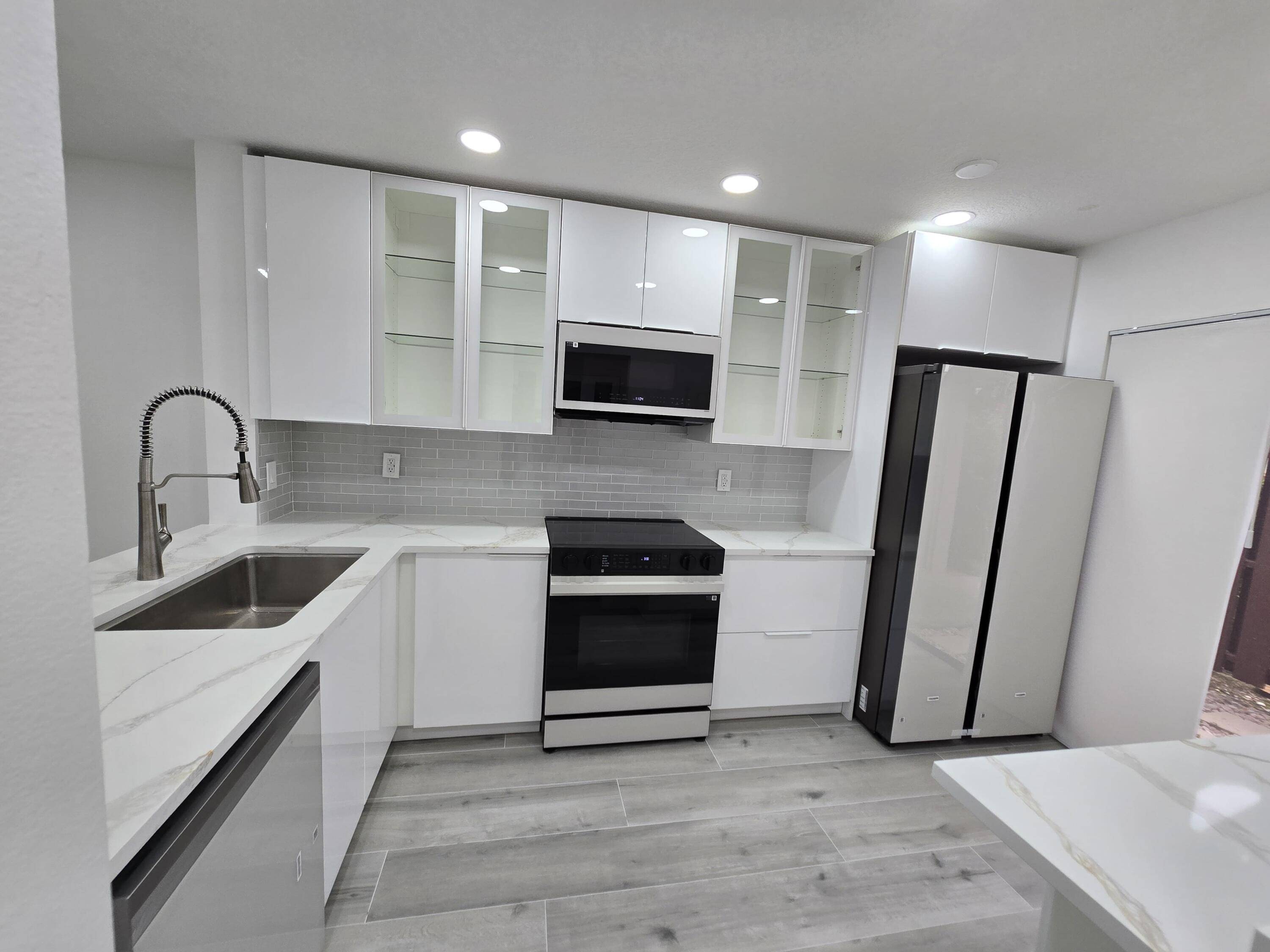 Fully remodeled 2 bedroom, 2.
