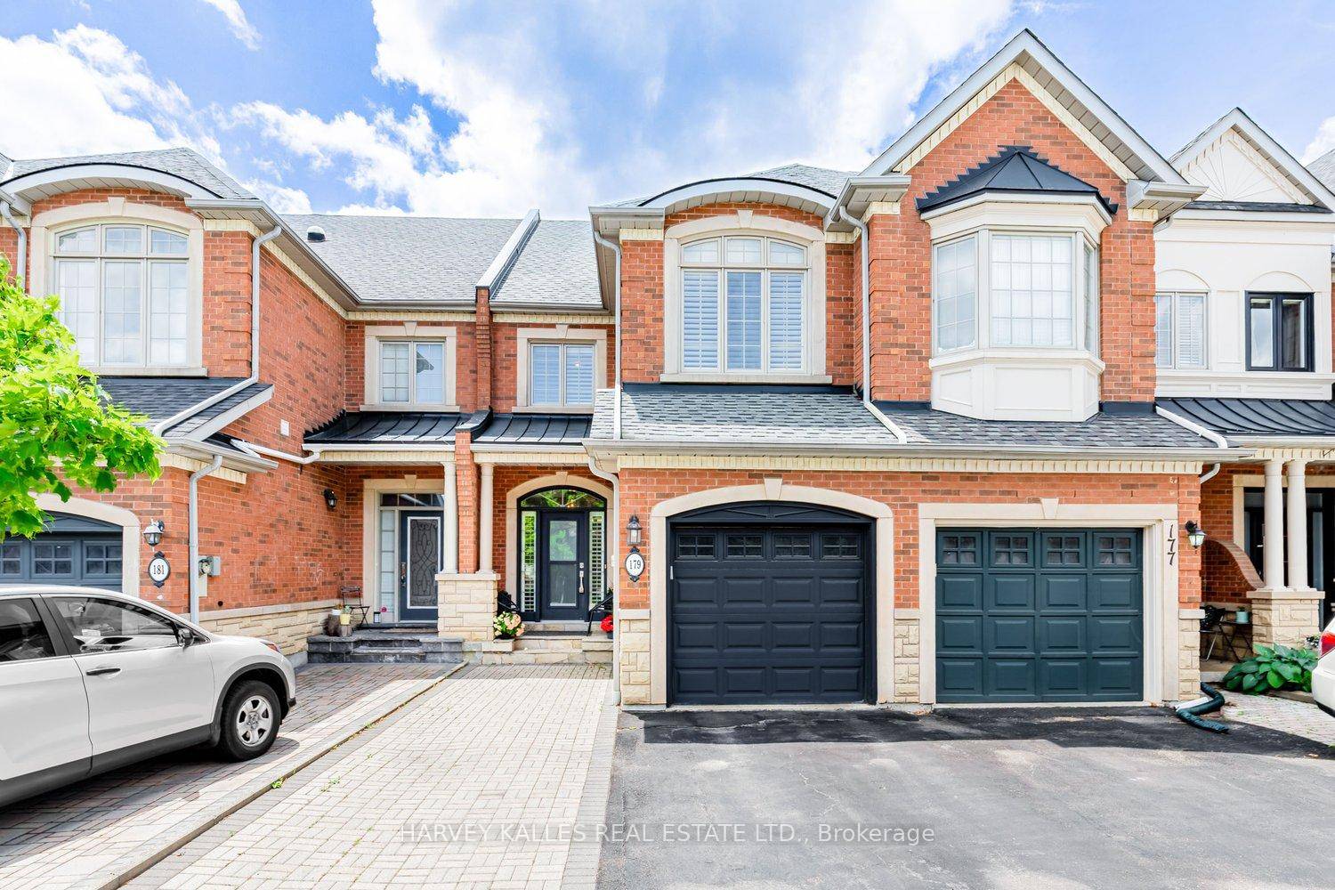 Welcome to this beautifully maintained 3 bedroom family townhome with a finished basement, perfectly nestled in one of Thornhill's most desirable neighbourhoods.