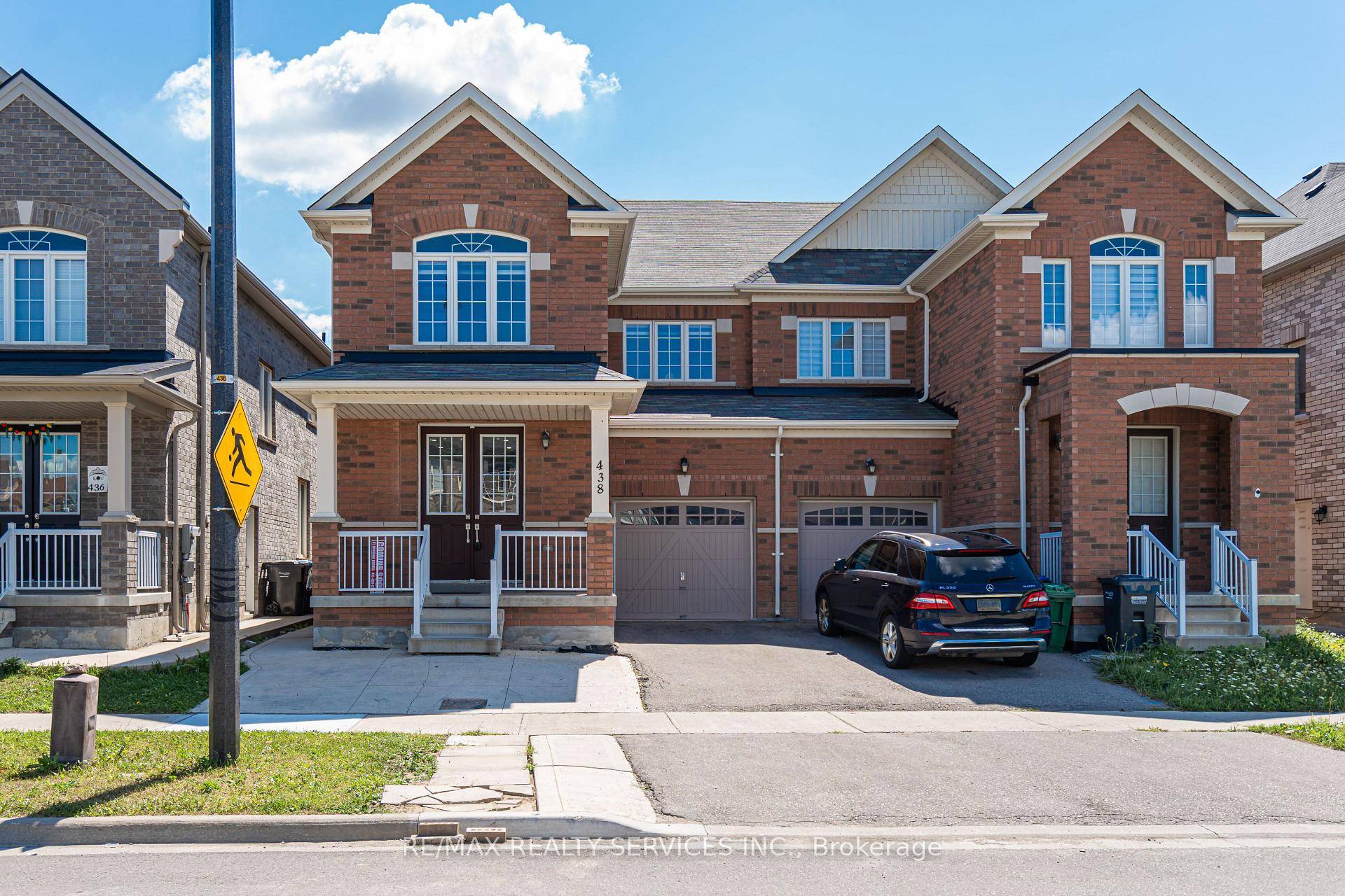 Welcome to 438 Royal West Drive, a beautifully upgraded 4 bedroom, 4 washroom semi detached home with a legal 2 bedroom walk up basement apartment, located in the prestigious Credit ...