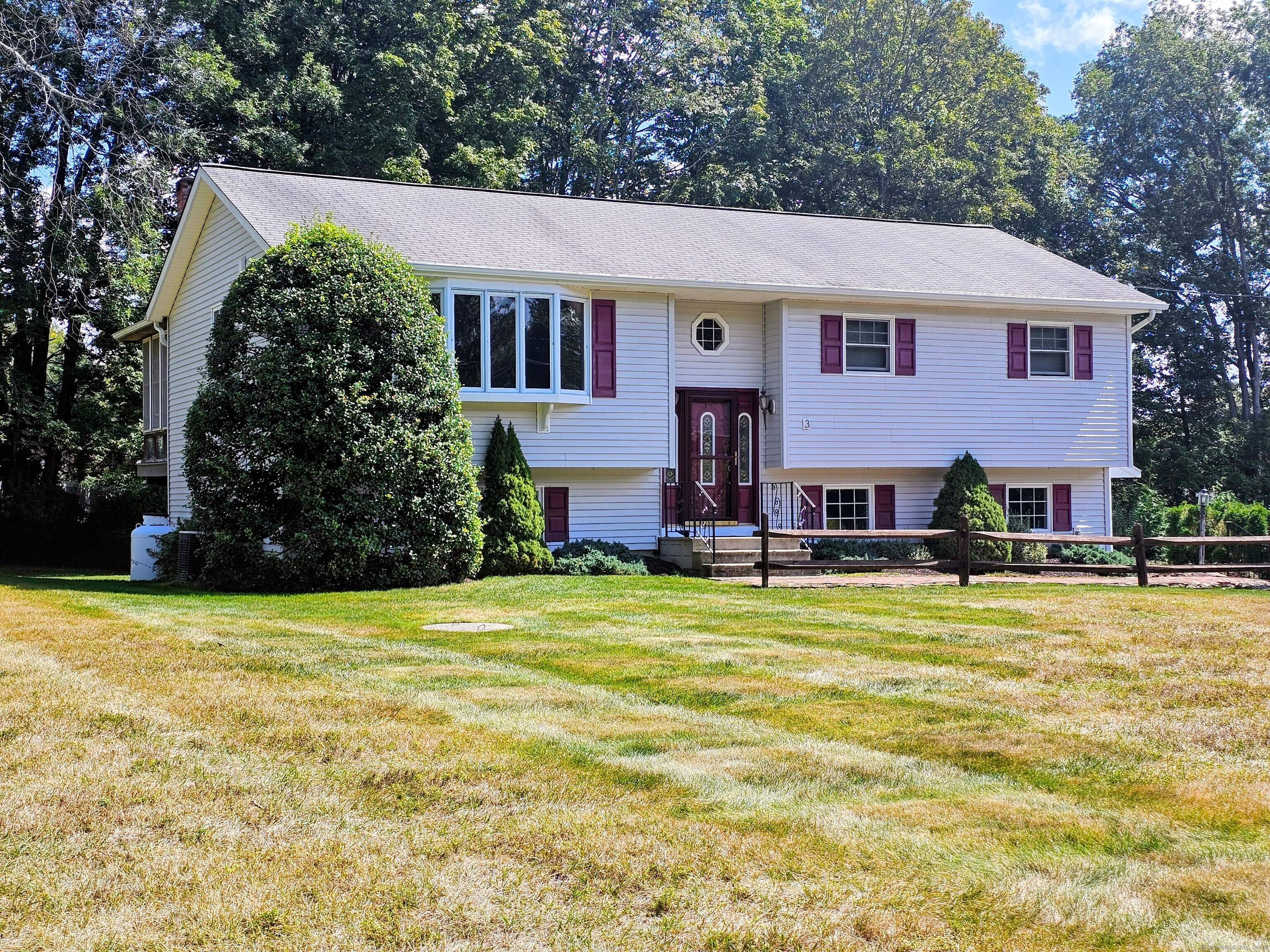 Lovingly Maintained Raised Ranch in Prime Location Nestled in one of the area's most sought after neighborhoods, this beautifully cared for raised ranch offers the perfect blend of comfort, style, ...