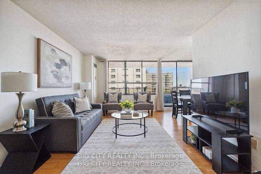 Prime Location amp ; Comfortable Living !