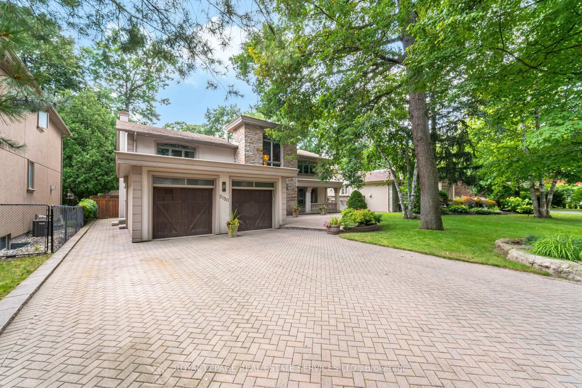 Nestled in the prestigious Gordon Woods neighborhood, this fabulous detached home sits on a serene, tree lined cul de sac.