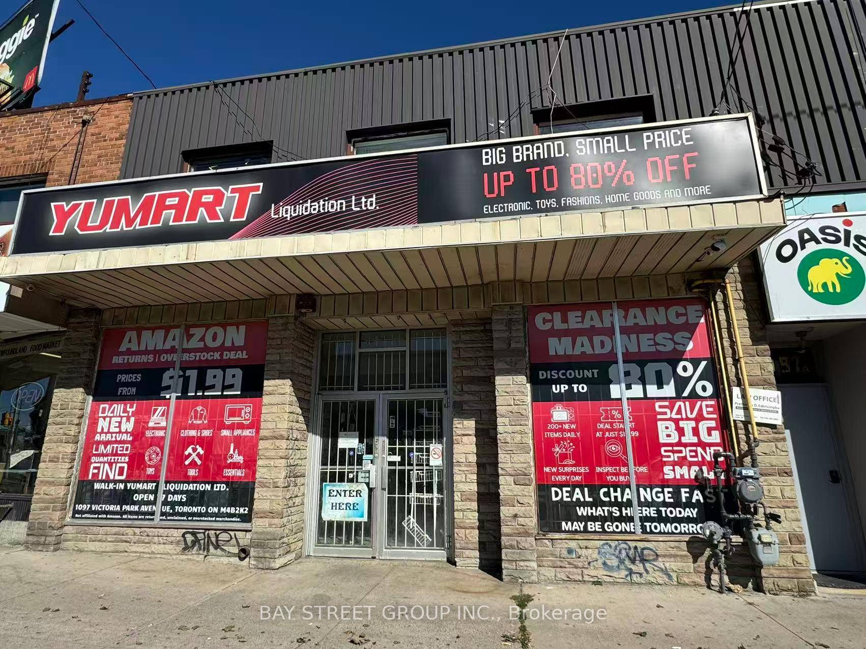 Prime commercial unit for lease, South West corner of St.