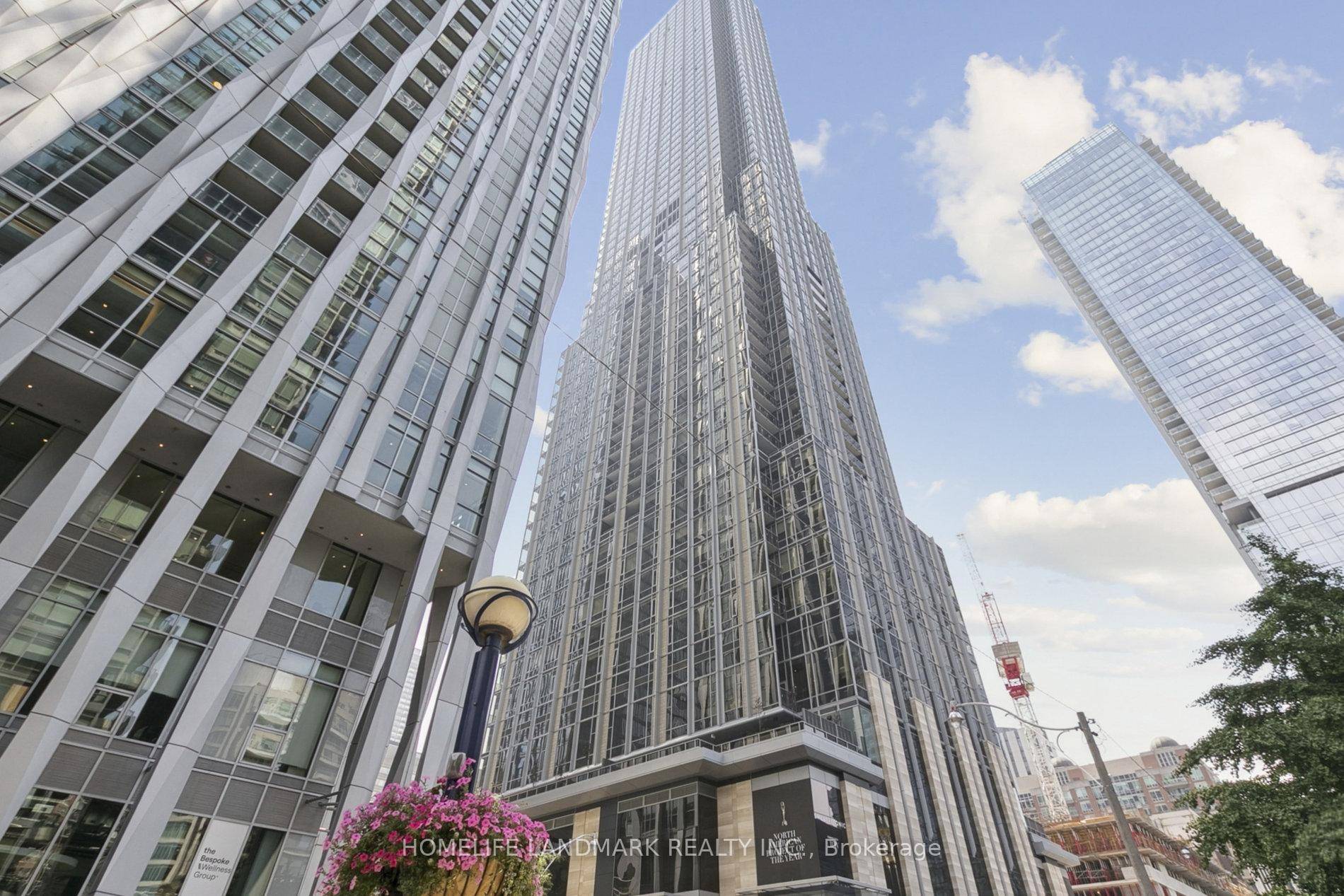 Fabulous Yorkville ! Welcome to the Luxurious, Prestigious and Exciting Newly built 11 YV Located in the Iconic Bloor Yorkville Neighborhood only steps to the most prestigious array of Yorkville ...