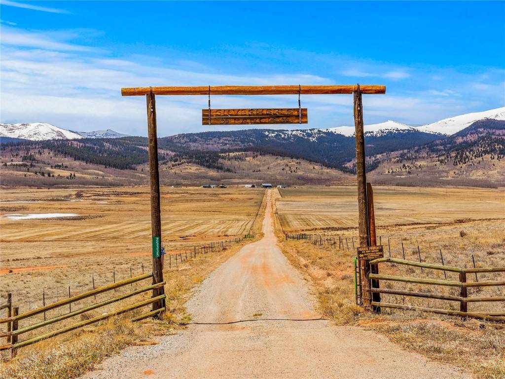 Welcome to Silverheels Ranch, named after Mount Silverheels, where majestic landscapes unparalleled tranquility await you at this historic homestead.