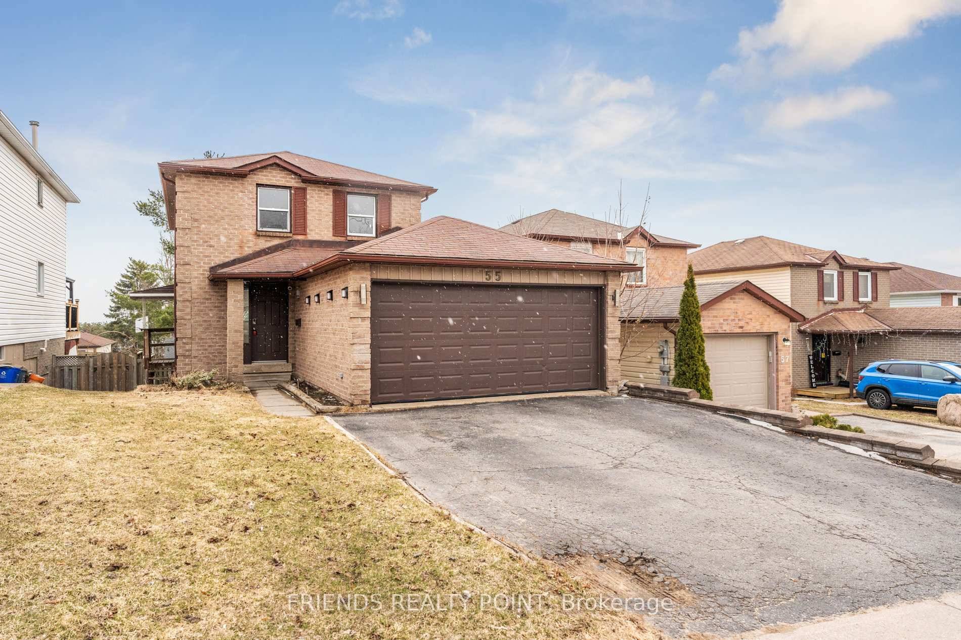 Welcome to 55 Browning Trail, an investors dream and the perfect opportunity for first time homebuyers to step into the market with income already flowing !
