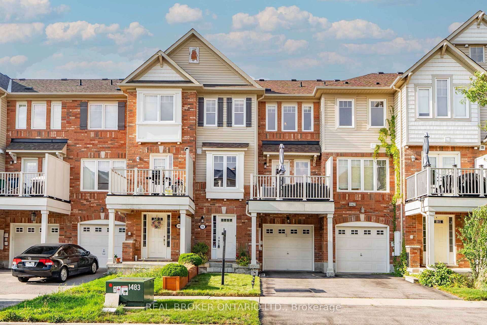 OPEN HOUSE Sunday November 2, 2025 2 00 4 00 PM A charming 2 bedroom, 2 bath townhouse nestled in one of Stouffville's most peaceful, family friendly communities.