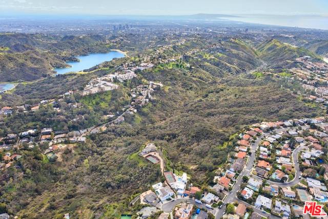 0  Senderos Canyon Bel Air LA