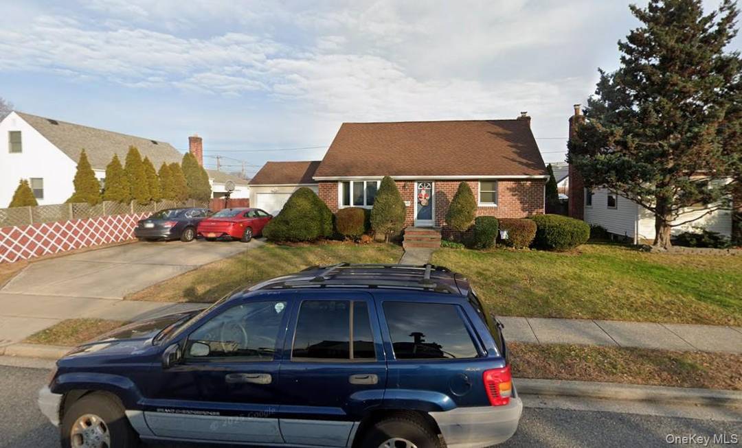 Beautiful Cape Cod in Hicksville for sale.