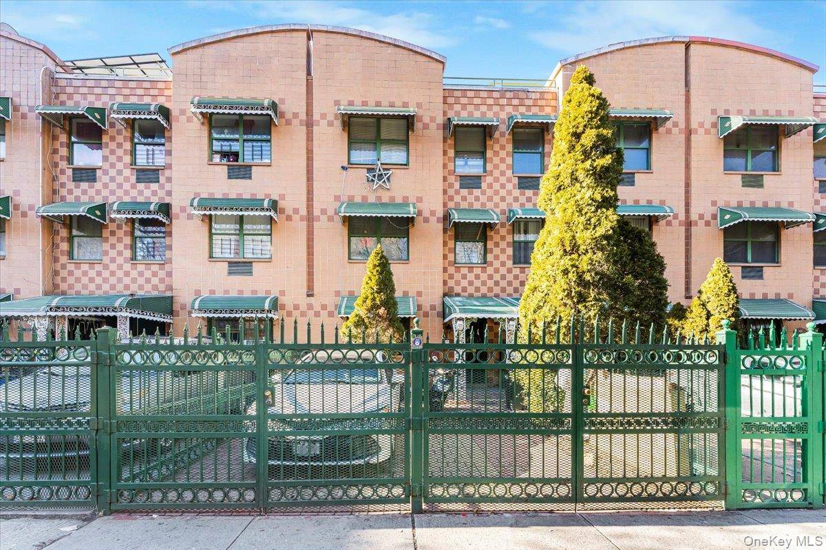 This pristine and immaculate two family brownstone home is located in the heart of the sought after Crotona section of the Bronx.