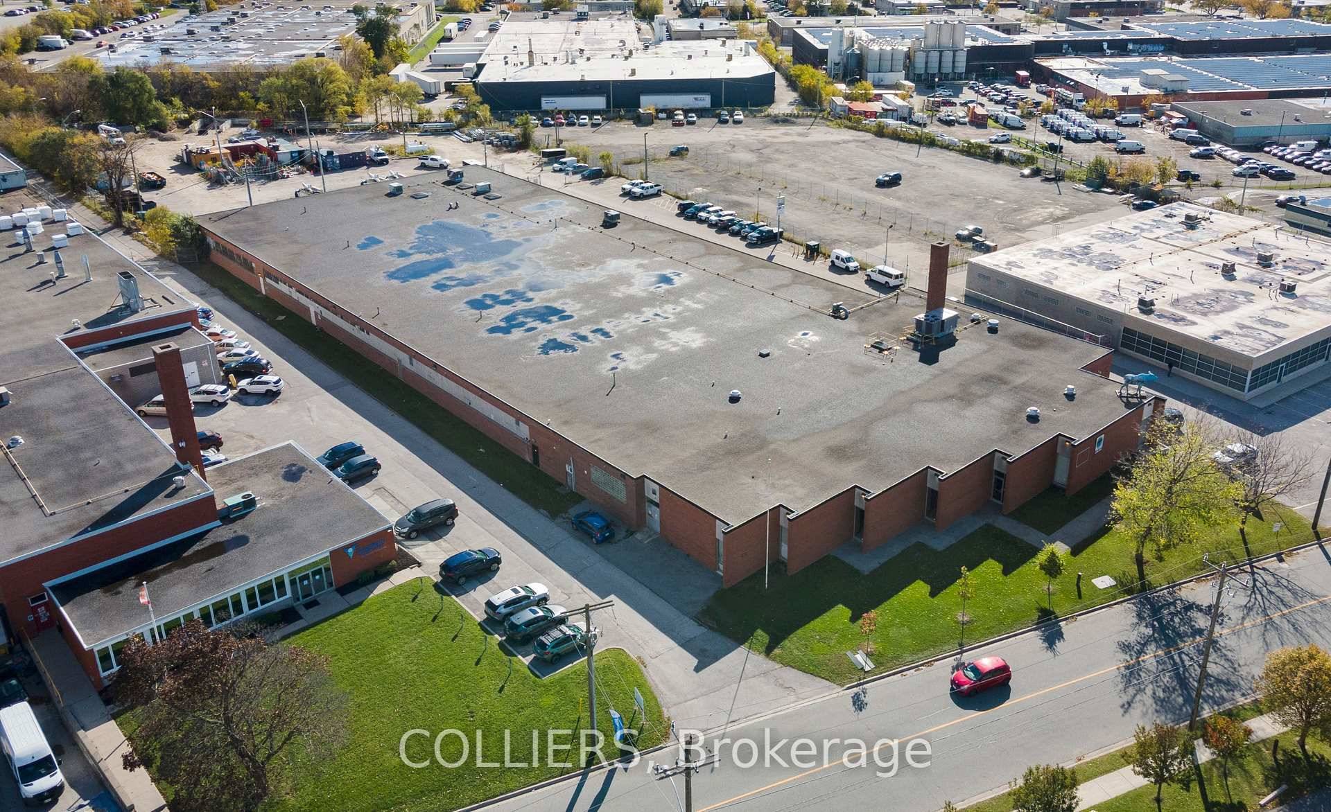Clean well maintained industrial unit near Eglinton and DVP.