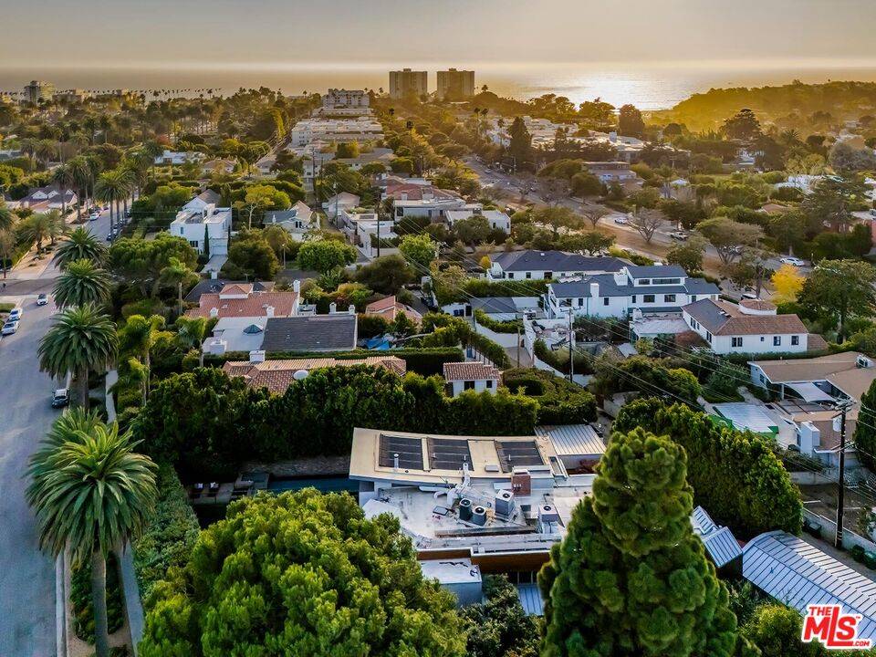 831 Georgina Ave 5BR Santa Monica La