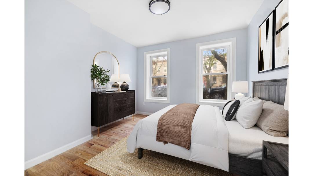Open house is by appointment only 1998 Bergen Street Newly Renovated amp ; Flexible Townhome Opportunity Welcome to 1998 Bergen Street, a fully renovated townhome offering exceptional flexibility and multiple ...