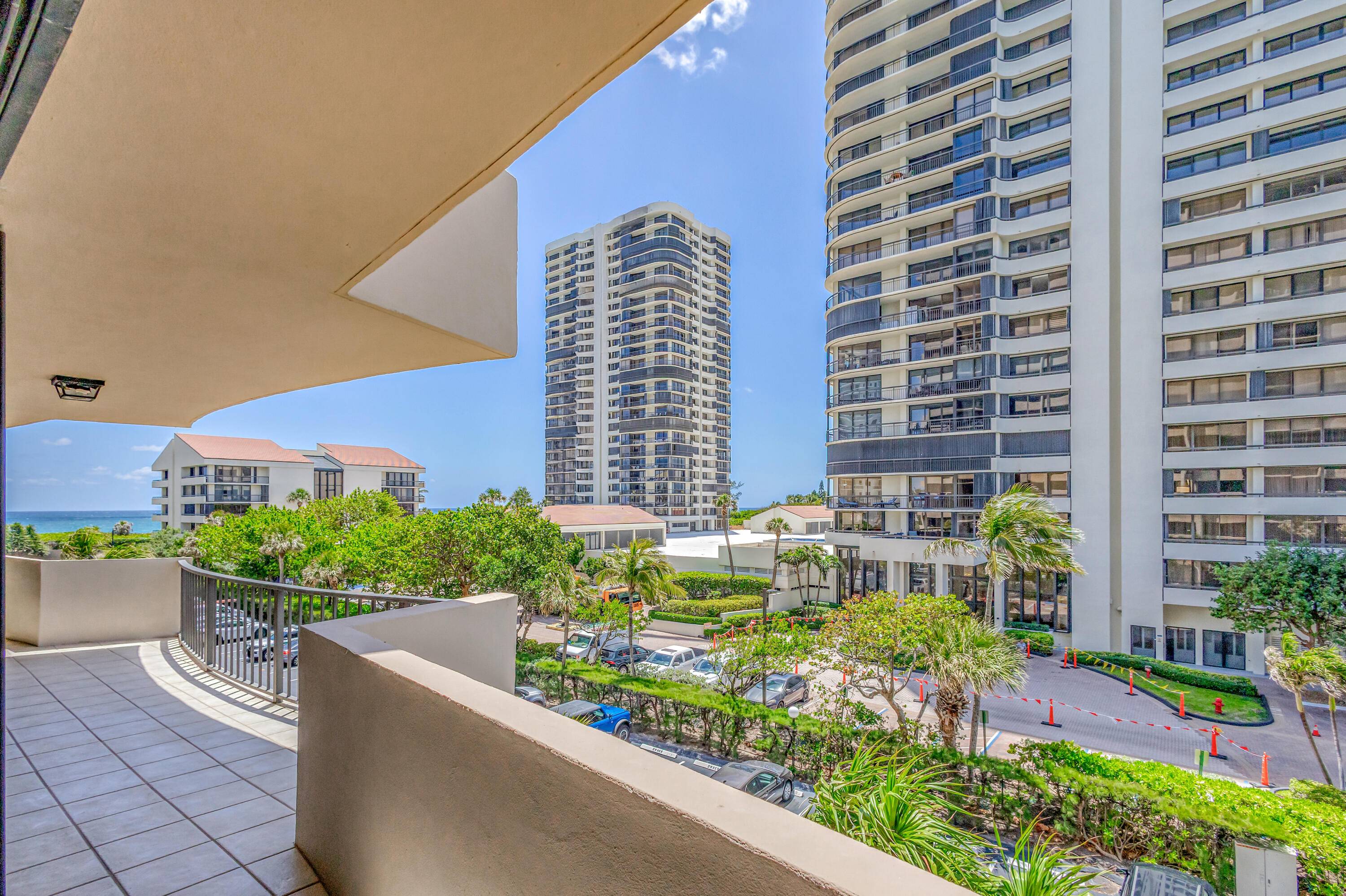Features IMPACT WINDOWS and has been recently renovated !