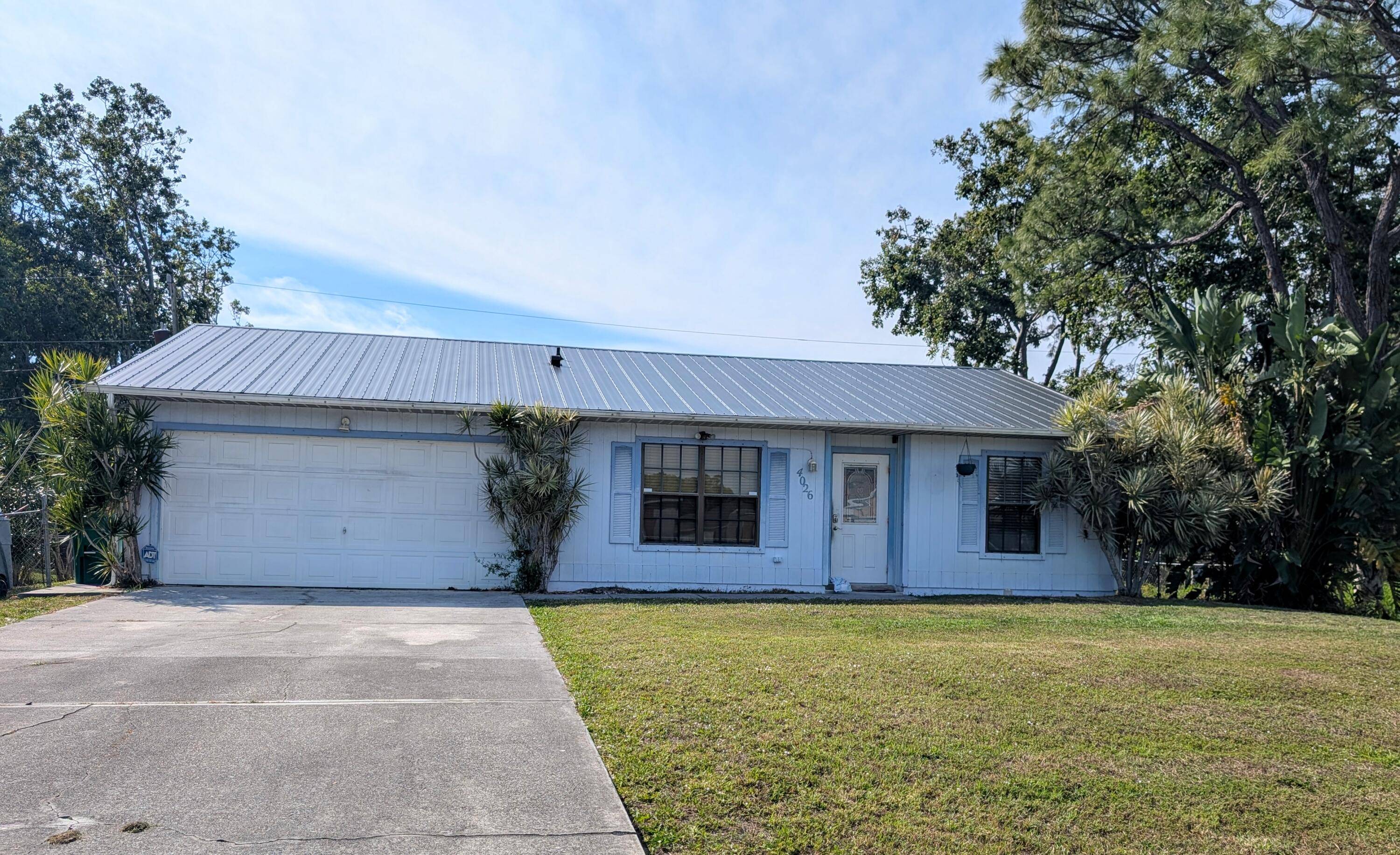 SELLERS ARE MOTIVATED AND OFFERING 5K TOWARDS BUYERS CLOSING COSTS !