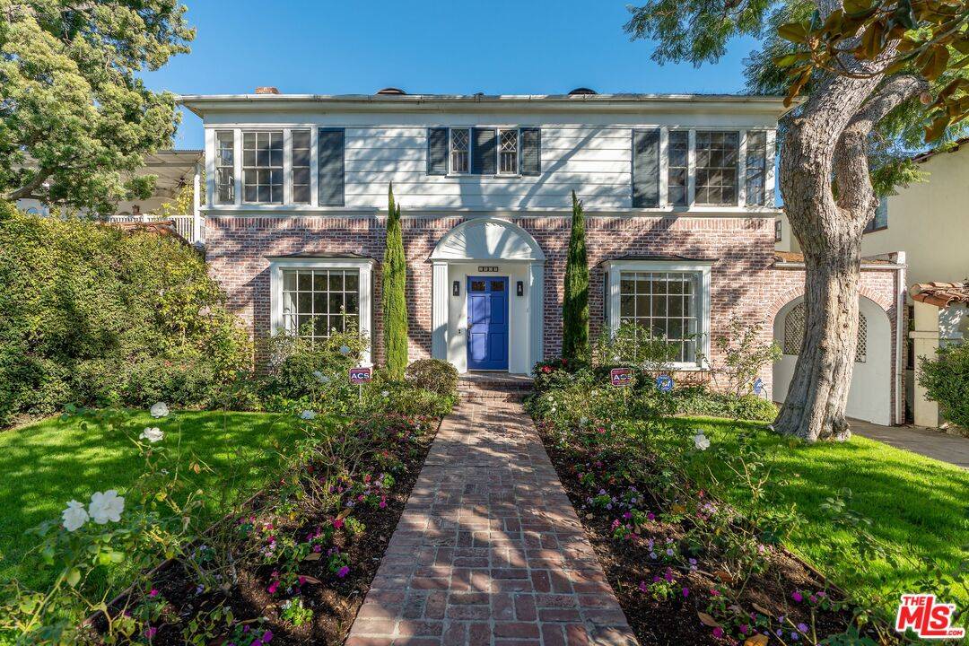 1604 PANDORA AVE 3BR Westwood La