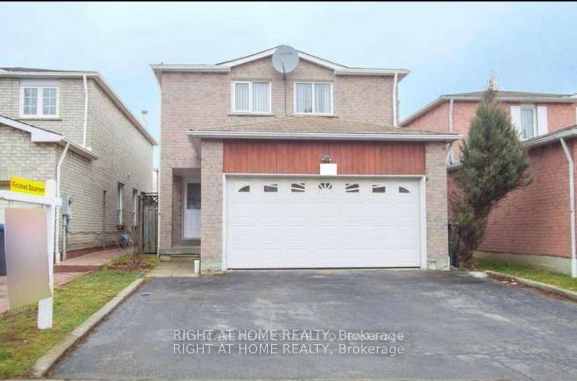 Upgraded 3 bedroom 2. 5 bathroom home in Heart Lake neighborhood.