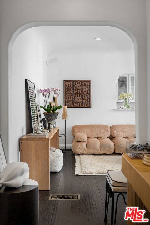 1345  N Hayworth Ave 3BR Hollywood Hills East La