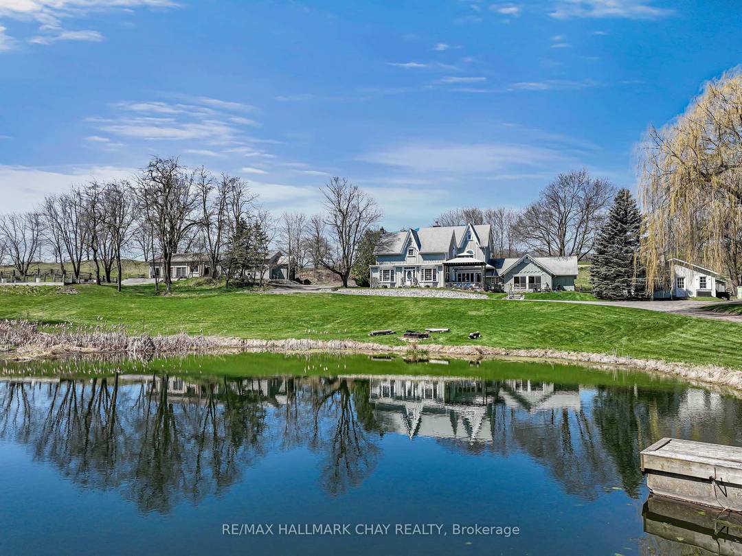 Nestled in the tranquil rolling hills of Mulmur, Heavenon5th is a true luxury estate that offers the perfect blend of privacy, serenity, and an exceptional space for entertaining family and ...