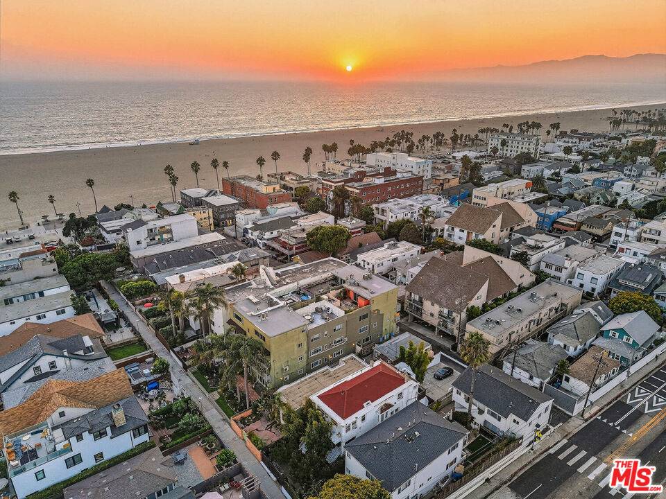 51 Sunset Ave 6BR Marina Del Rey La