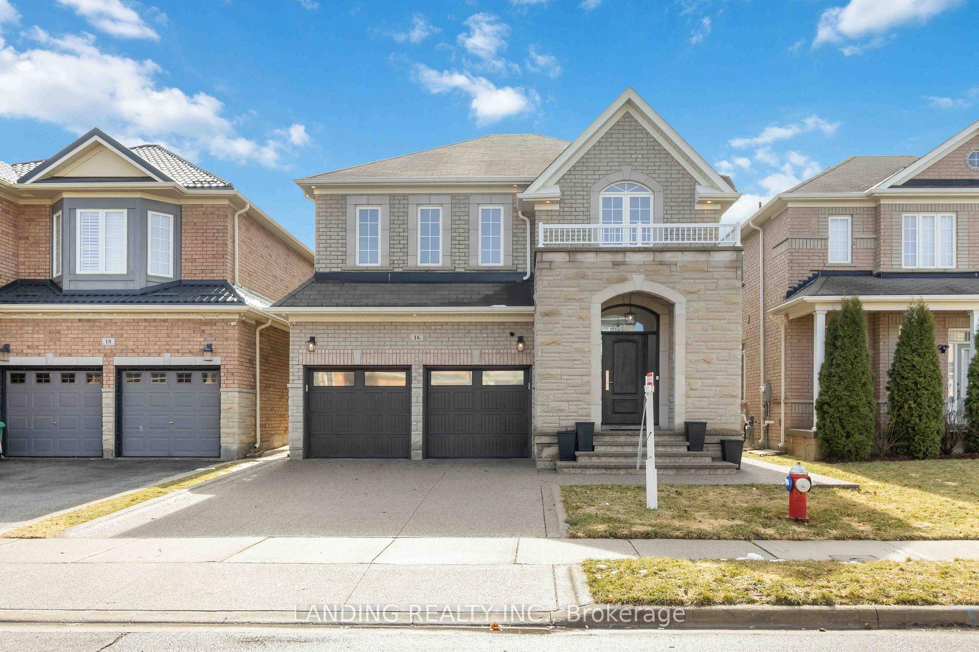 Discover Your Dream Home At 16 Begonia Crescent A Masterpiece Of Luxury Living Where Sophistication Meets Comfort !