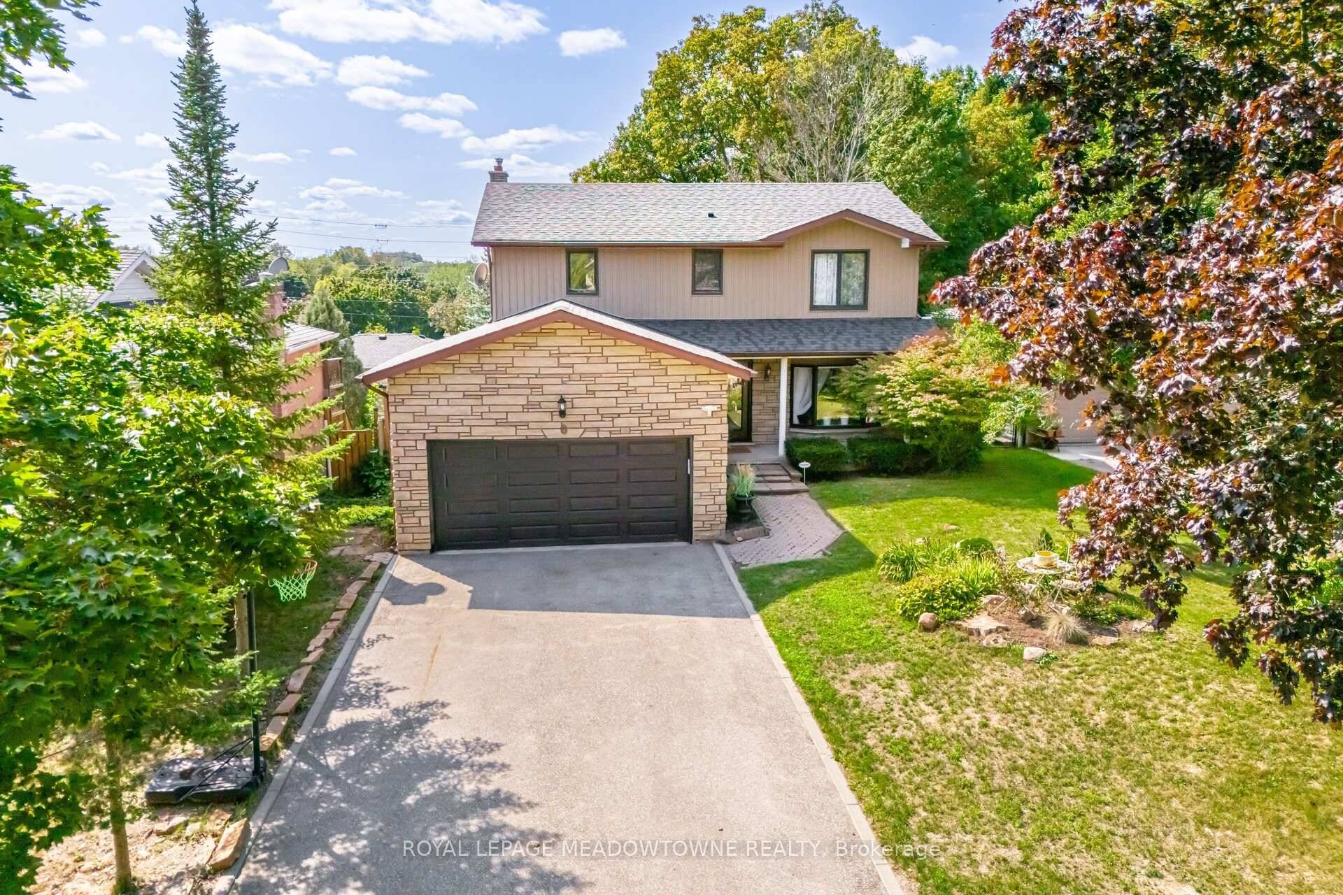 Welcome to Holland Landing, East Gwillimbury's Hidden Gem !