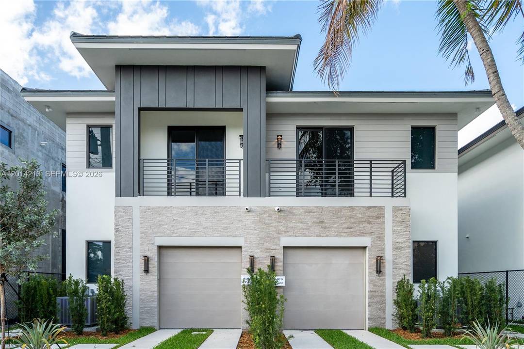 This brand new, move in ready townhome offers 4 bedrooms, 4.
