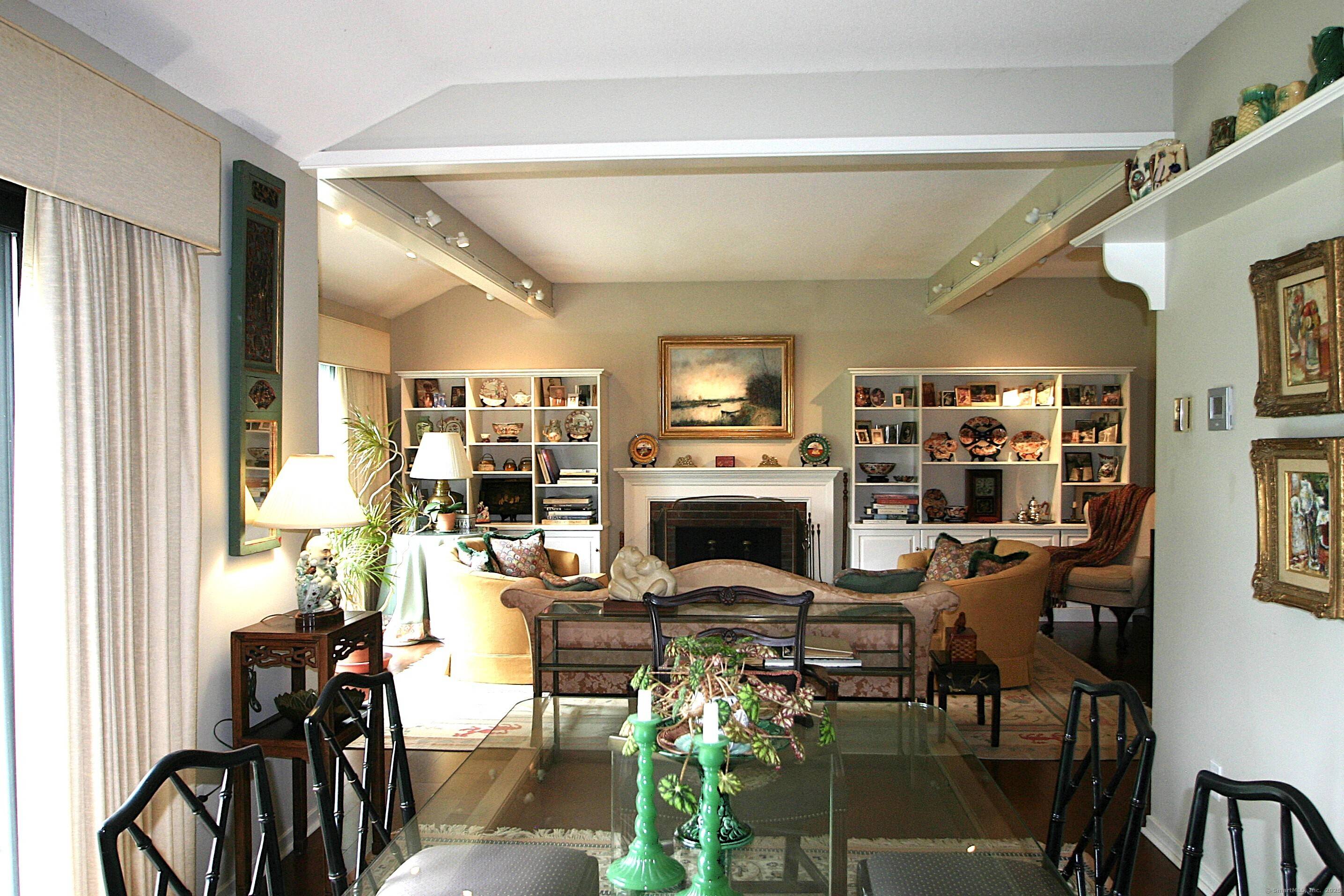 When you decide on Heritage Village this unit should be first and foremost to see.