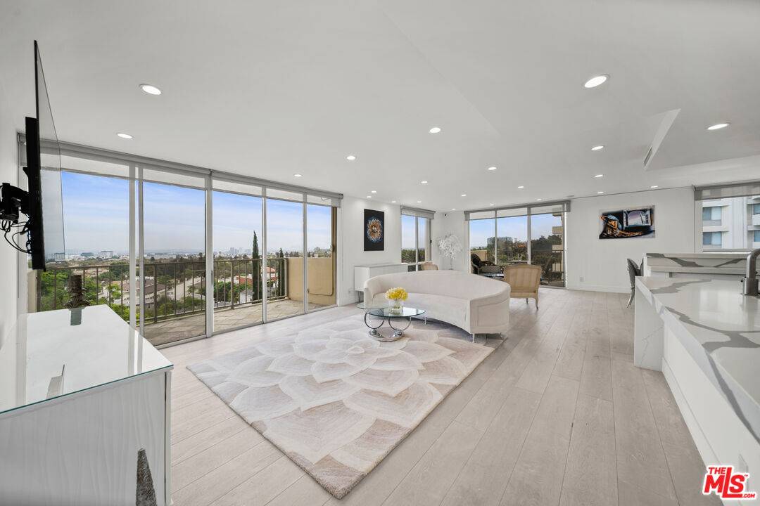 2160 Century Park 2BR Beverlywood La