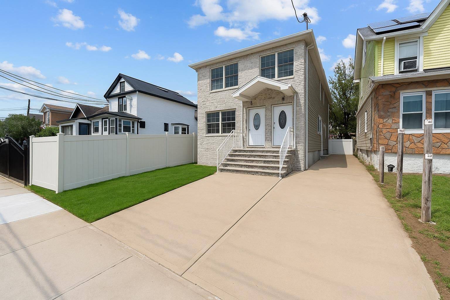 Welcome to 174 41 125th Avenue !