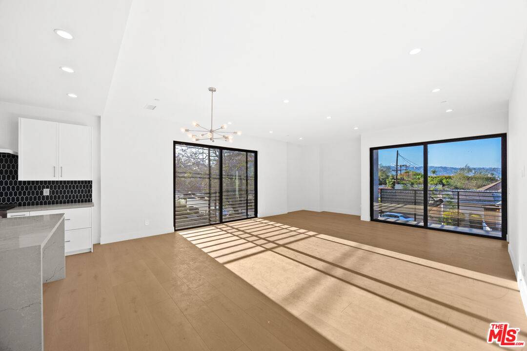 8908 Sawyer St 3BR Beverlywood La