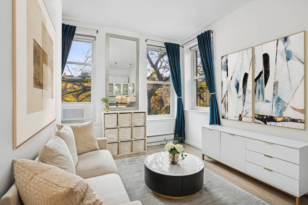 Residence seven is a bright and elevated one bedroom, one bathroom corner home, perfectly situated on a quiet, tree lined block in the heart of Carroll Gardens.