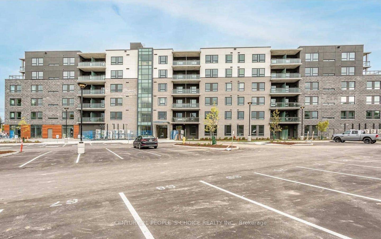 This well maintained and very bright 2 bedroom, 2 full bathroom corner unit is available for lease.