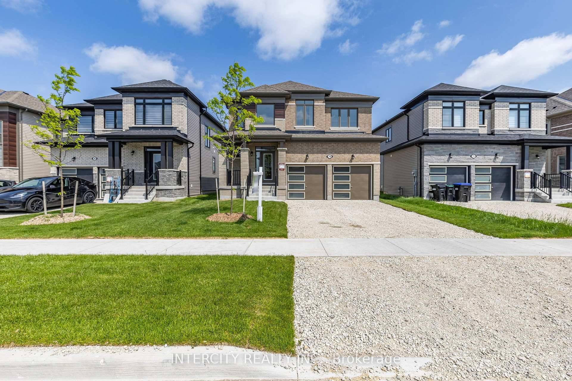 BRAND NEW, NEVER BEEN LIVED IN May be eligible for GST Rebate Sunnidale by RedBerry Homes, one of the newest master planned communities in Wasaga Beach.