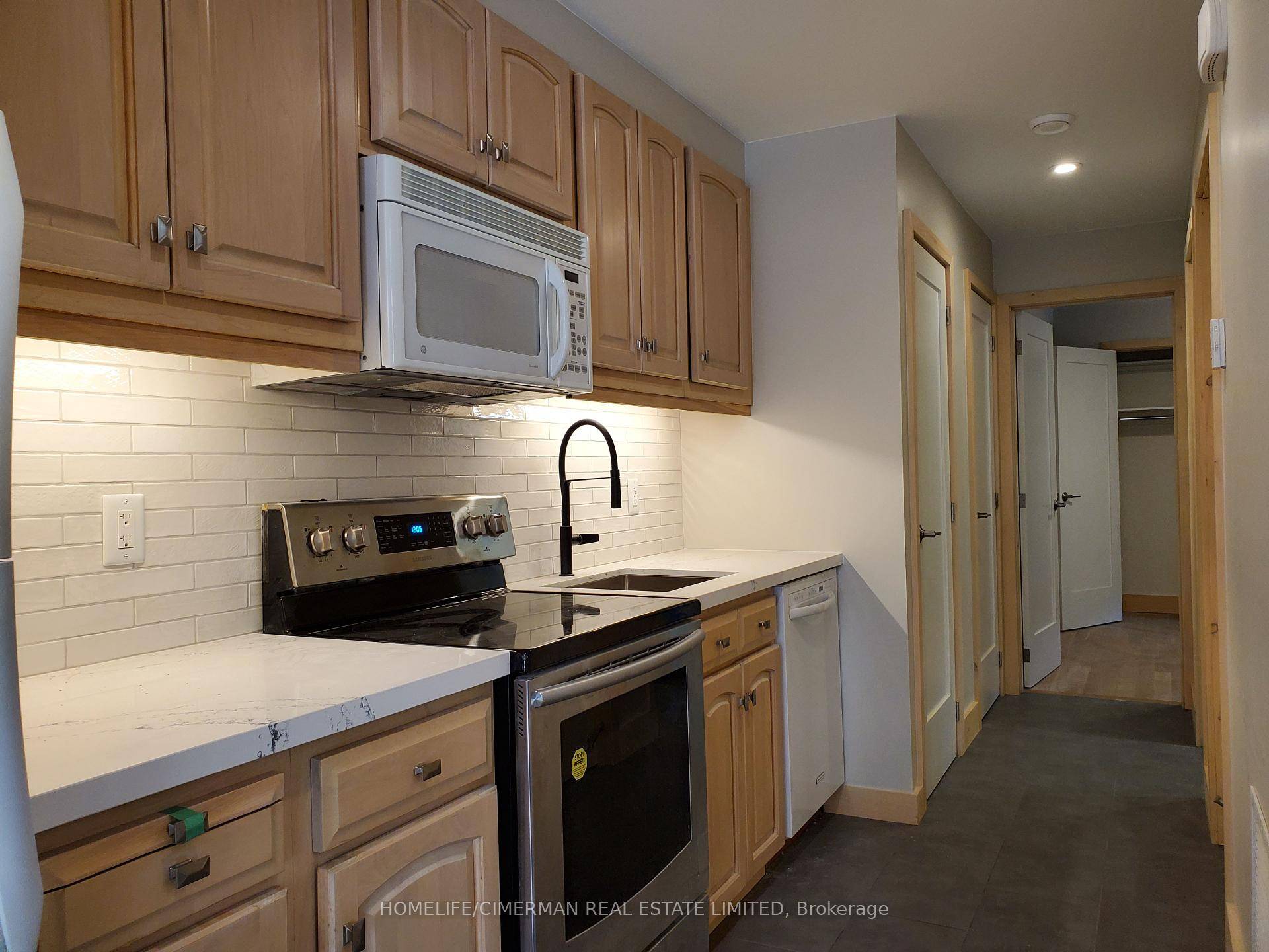 Spacious, architect designed recently renovated light filled and luxurious 1 bedroom den note den is 7 ft 6 in x 8 ft 4 in and could be used as a ...