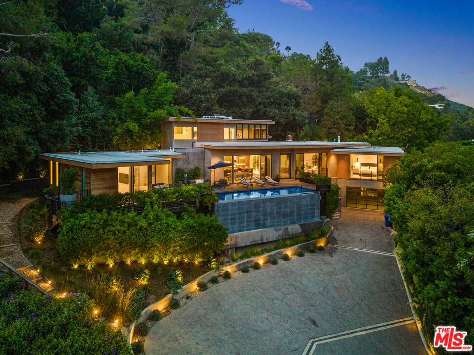 727 N Beverly Glen Blvd 5BR Bel Air La