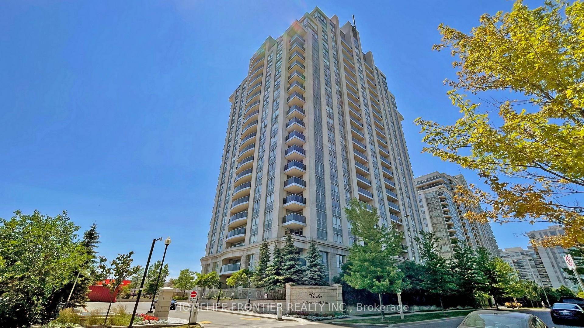 Amazing Location In The Heart Of Thornhill.