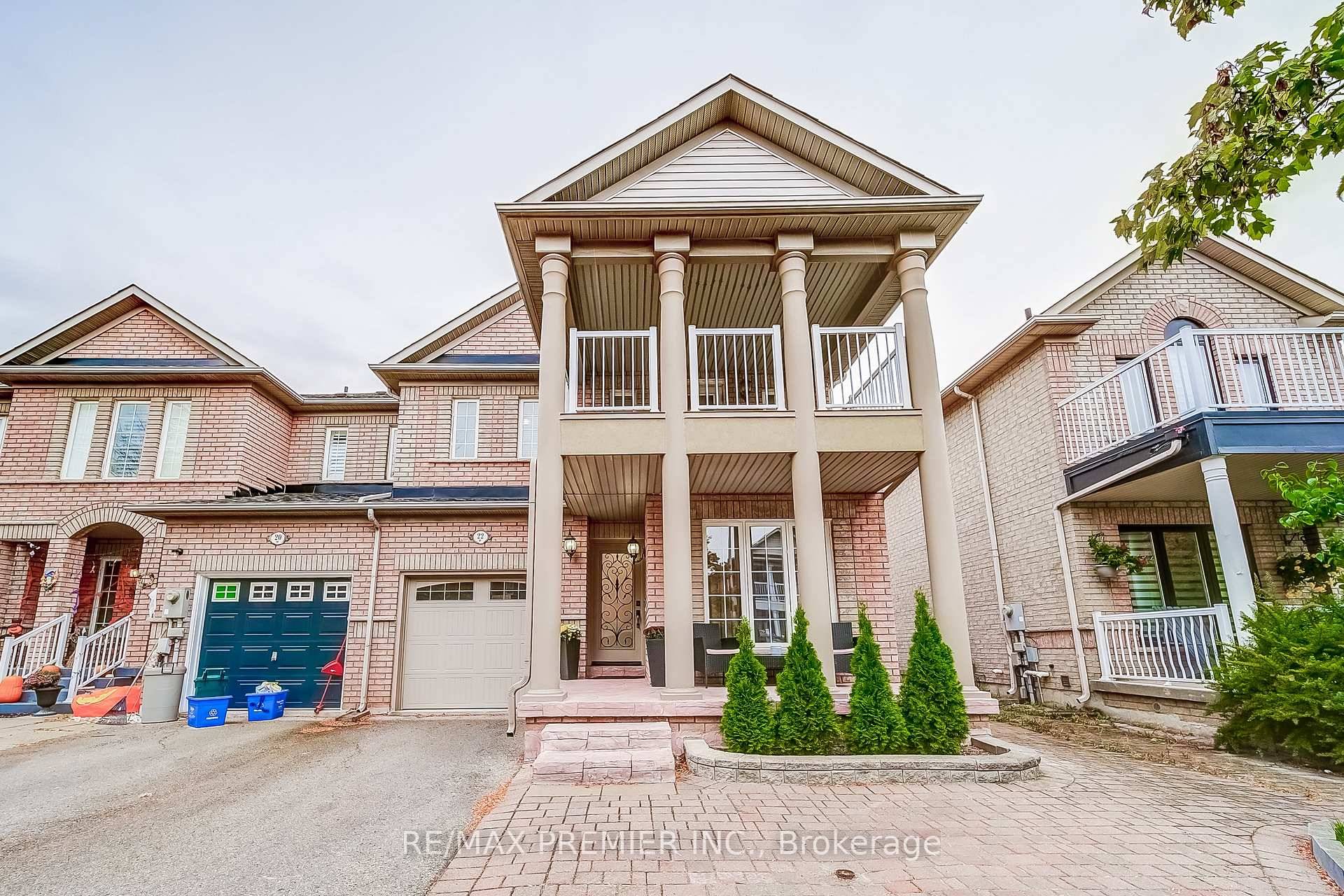 Welcome to this beautifully freehold end unit townhouse Like A Semi 1766 Sqft W Finished Basement.