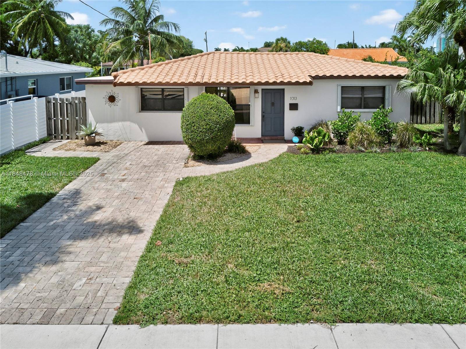 Enjoy the best of Fort Lauderdale living in the sought after Citrus Isles with ocean access.