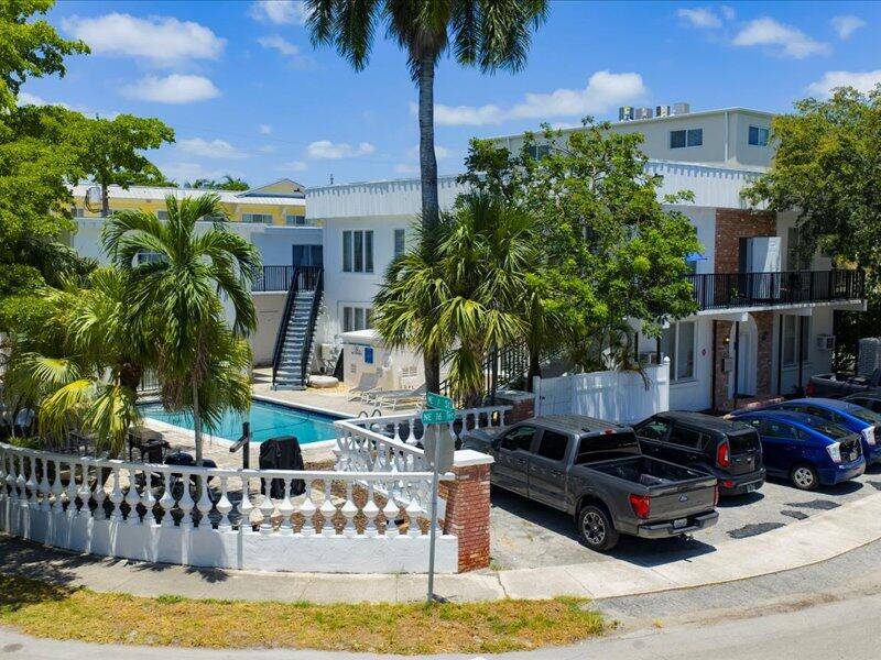 Discover an exceptional multifamily investment opportunity in the heart of Victoria Park, one of Fort Lauderdale's most sought after and rapidly growing neighborhoods.